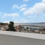 Perla 3*